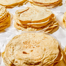 Load image into Gallery viewer, HEB Ready to Heat Flour Tortillas 10 Ct Bag Pack of 6 Total of 60 Tortillas