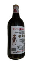 Load image into Gallery viewer, Border Merchant Mexican Vanilla  Vainilla Pura 1 Glass Bottle 31oz From Mexico